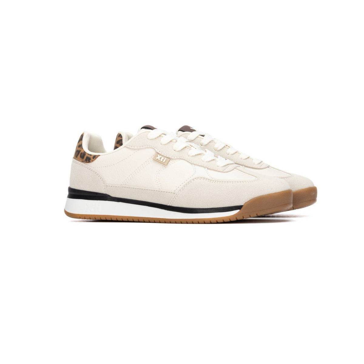 Xti - 146273 - Cream leopard back trainers