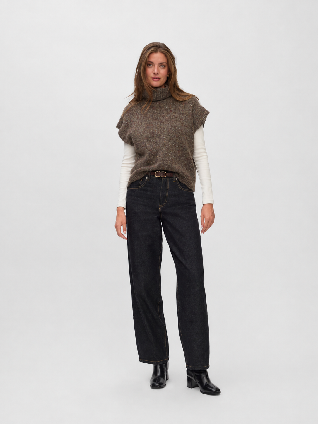 Vero Moda - INGRID - Roll neck sleeveless knit