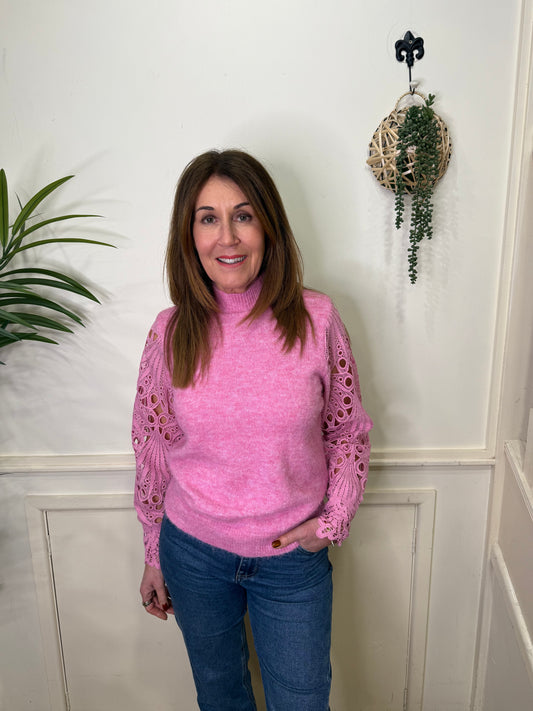 JANA - Lace sleeve knitted top