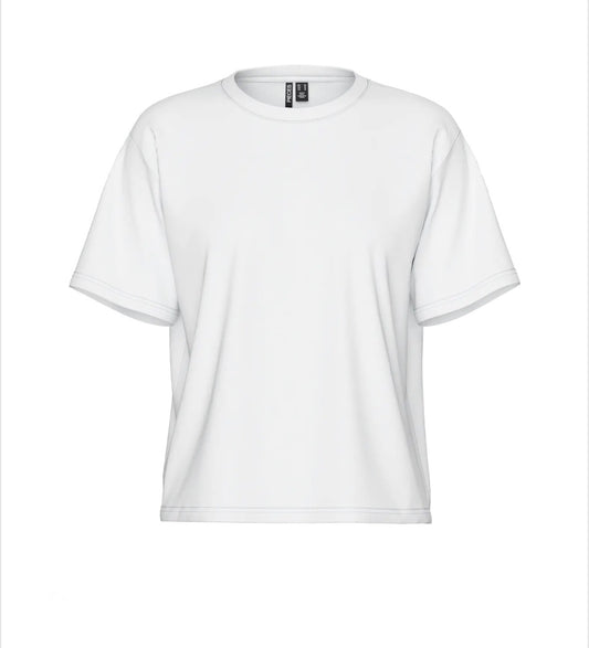 Pieces - SKYLAR - Box for basic t.shirt