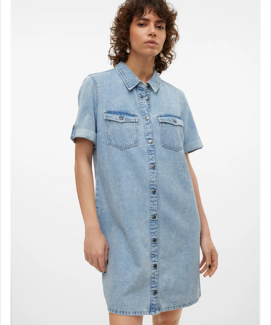 Vero Moda - JENNIE - Short sleeve denim dress