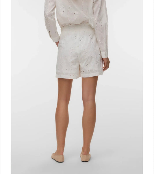 Vero Moda - ELIZA - Broderie anglaise short
