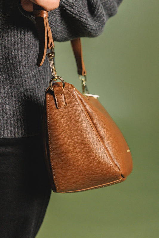 Every other - 12092 - V Line Shoulder Bag