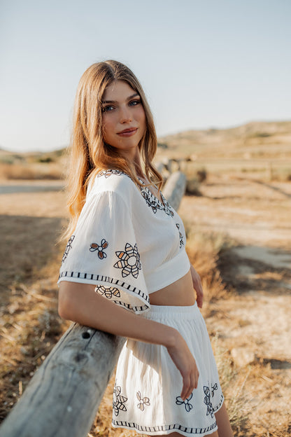 Piti Cuiti - L139 - Saba embroidered co-ord