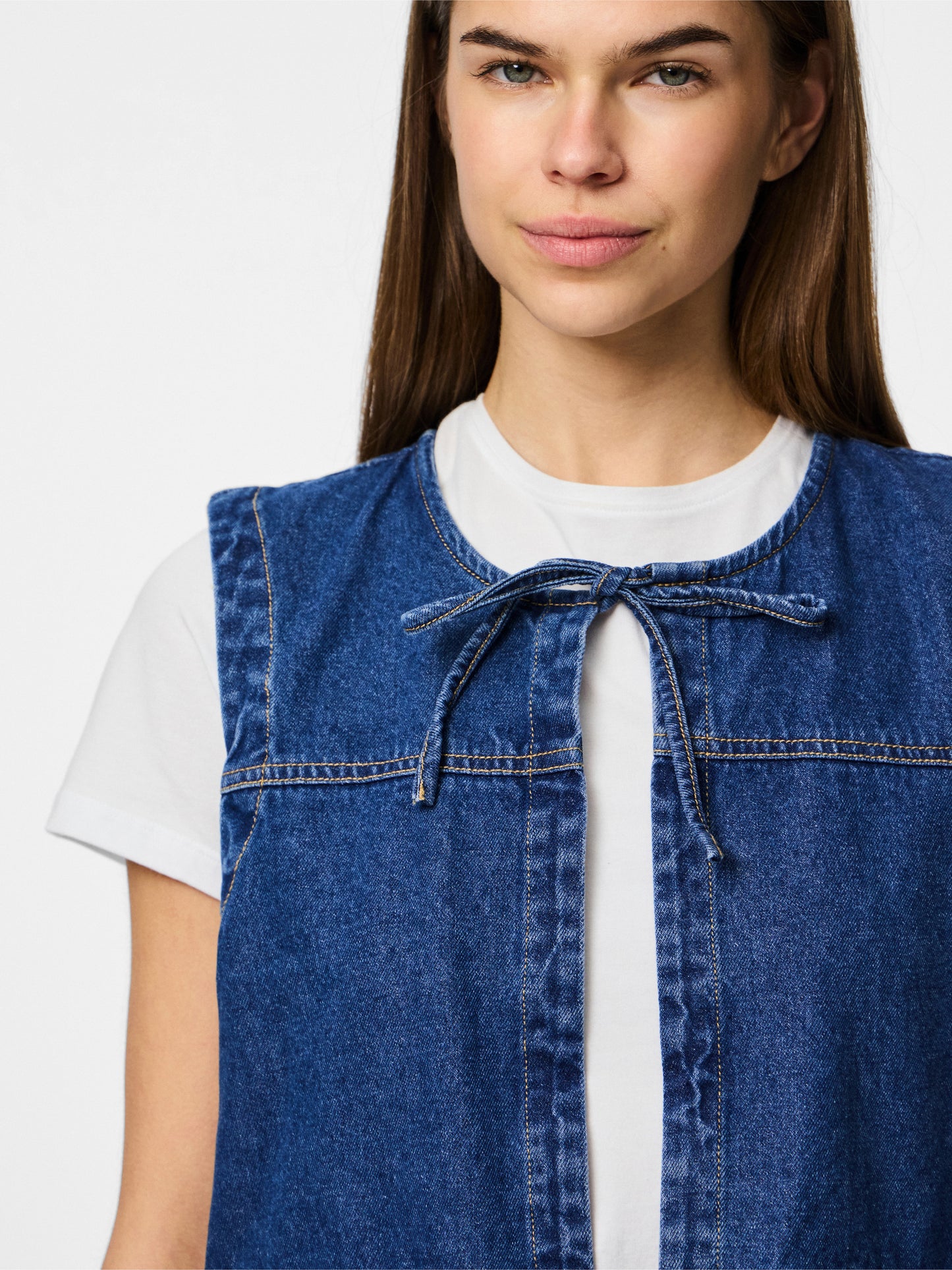 PIECES - FENNA - Denim tie waistcoat