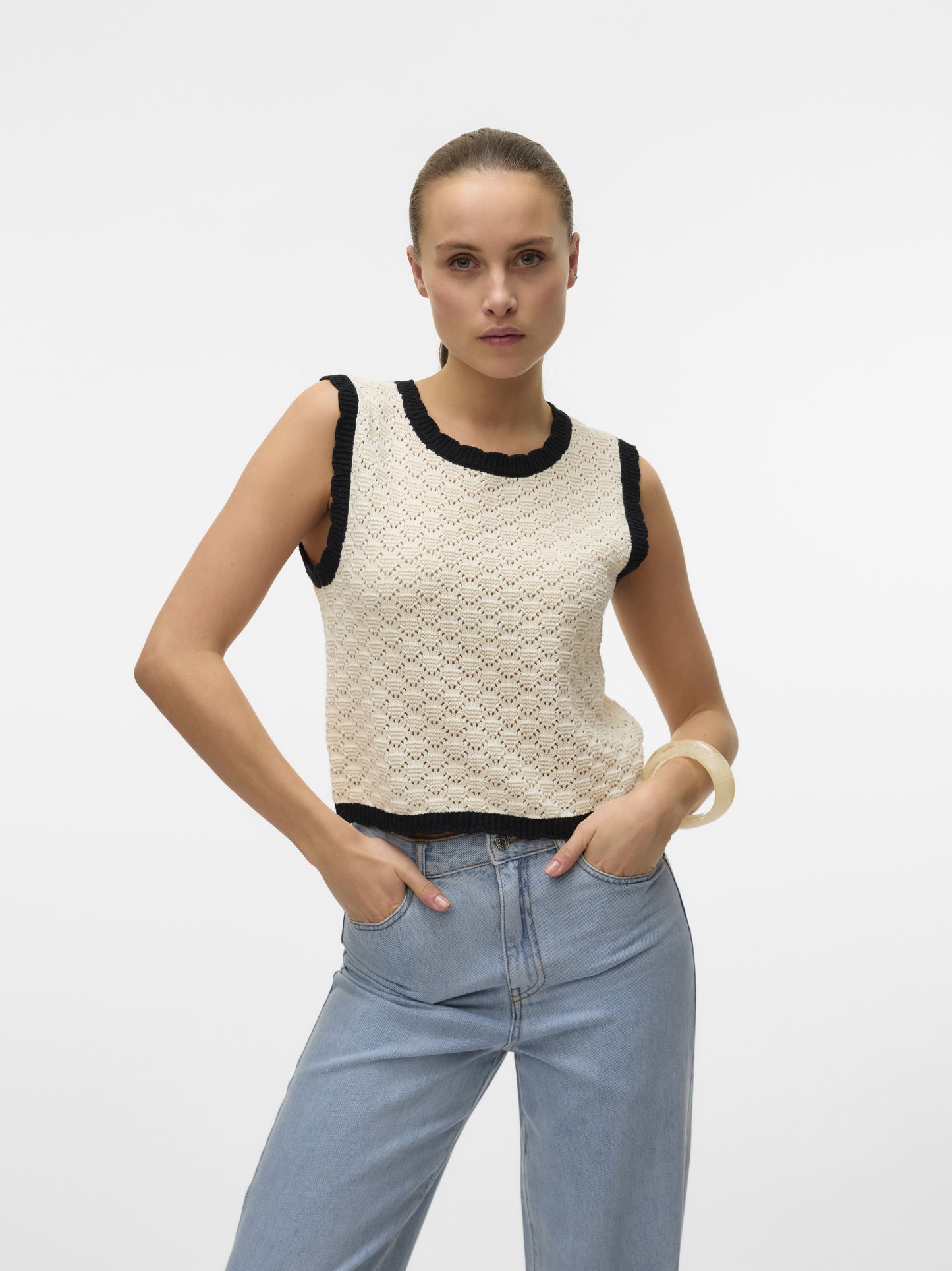 Vero Moda - JACKIE - Trim detail knitted tank top