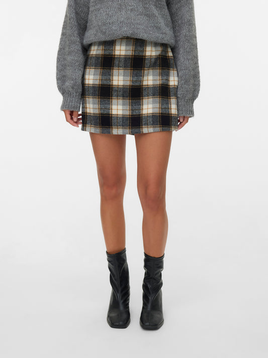 Vero Moda - NAYA - Checked Mini skirt