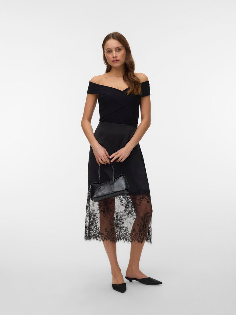 Vero Moda - MOLLIE - Lace bottom satin dress