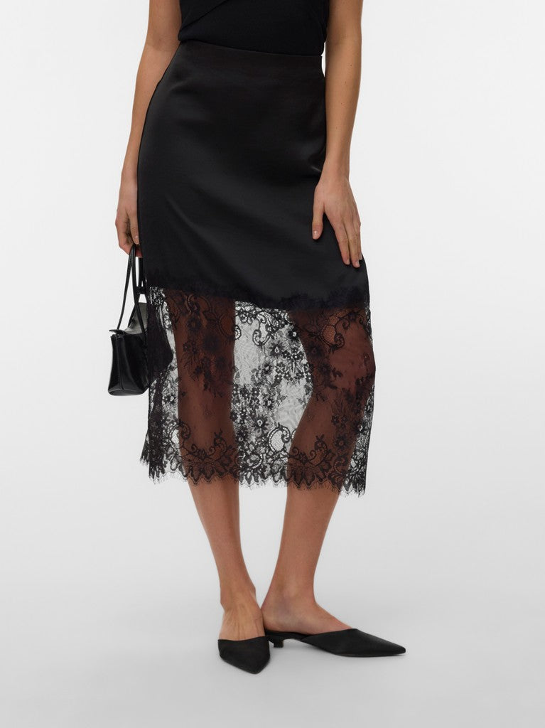 Vero Moda - MOLLIE - Lace bottom satin dress