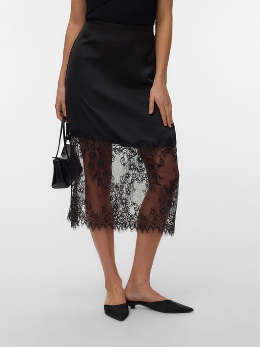 Vero Moda - MOLLIE - Lace bottom satin dress