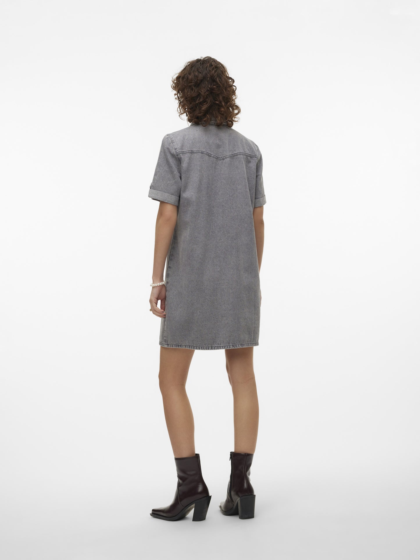 Vero Moda - JENNIE - Short sleeve denim dress