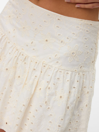 Vero Moda - HAY - Broderie anglaise skirt